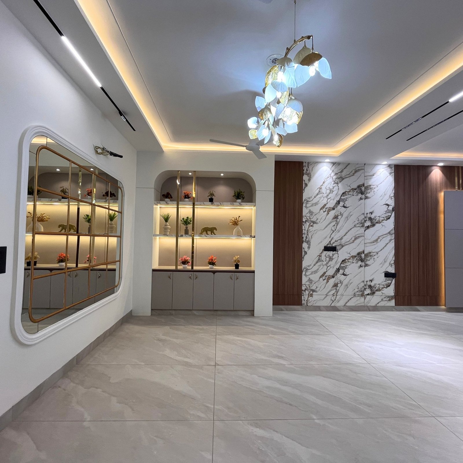 Spacious Semi Furnished 4 BHK Flat in Uttam Nagar | Best Builders in Uttam Nagar