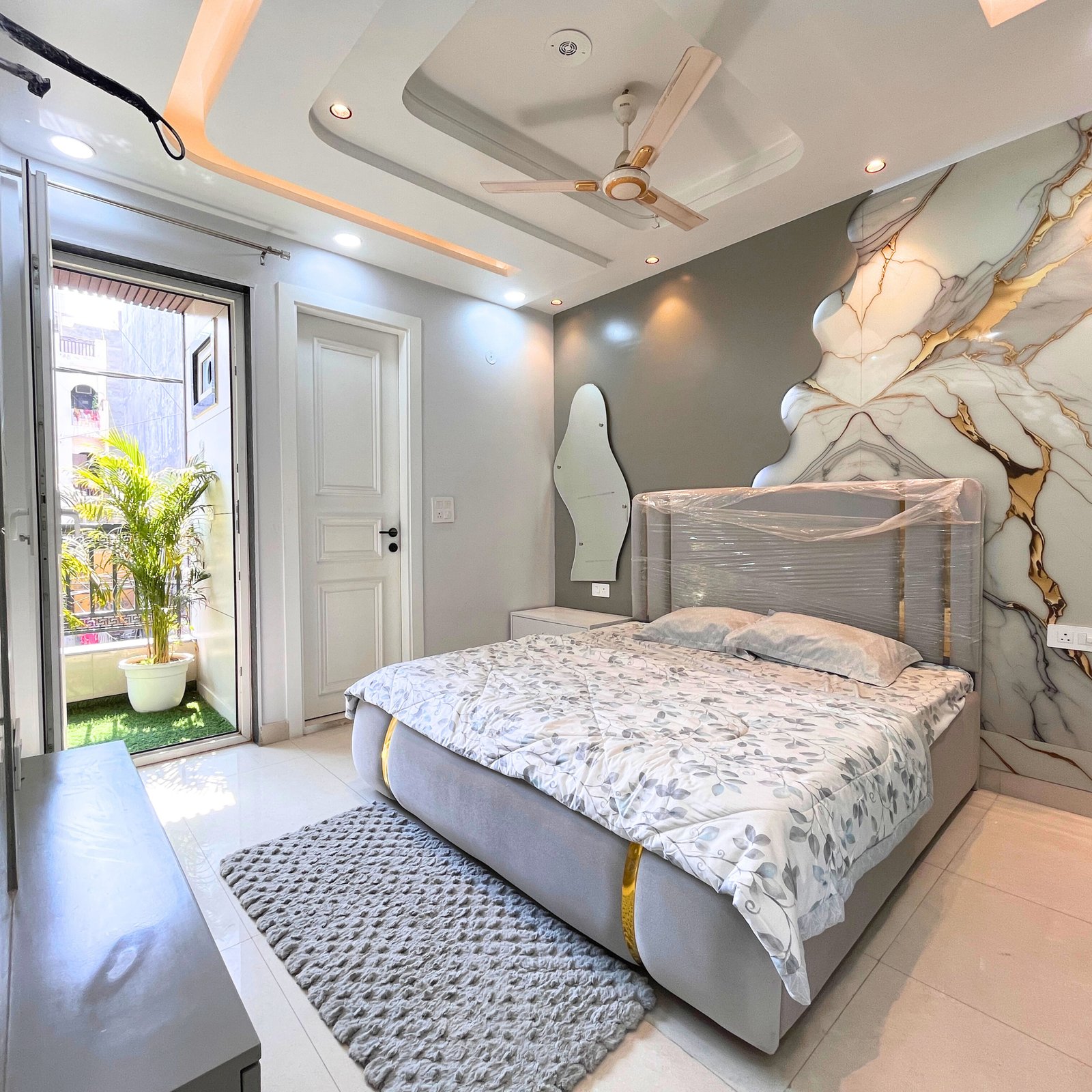 Ready to Move 1 Bhk Flat for Sale in Uttm Nagar | Uttam Nagar Builder Floor