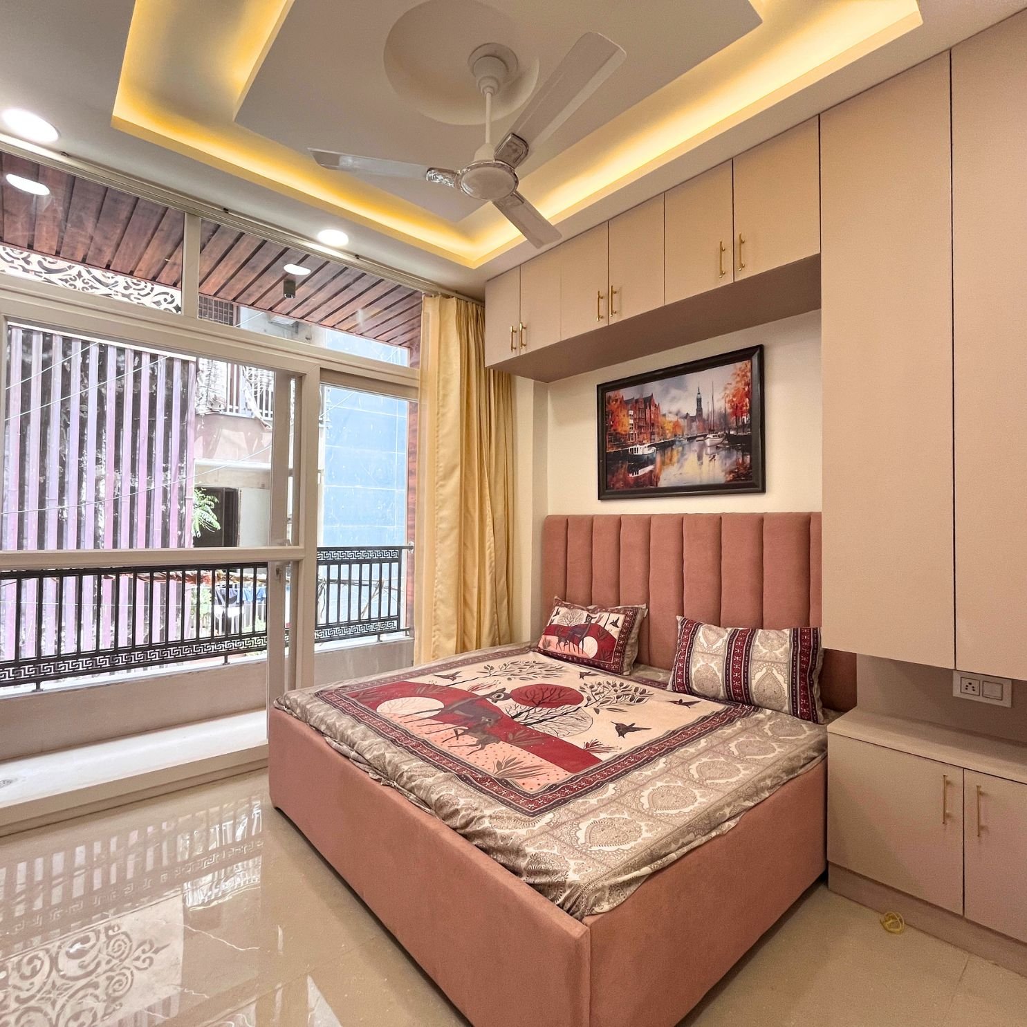 Premium 1 BHK Flats in Dwarka Mor for Small Families | Flat Dwarka Mor | Book Now