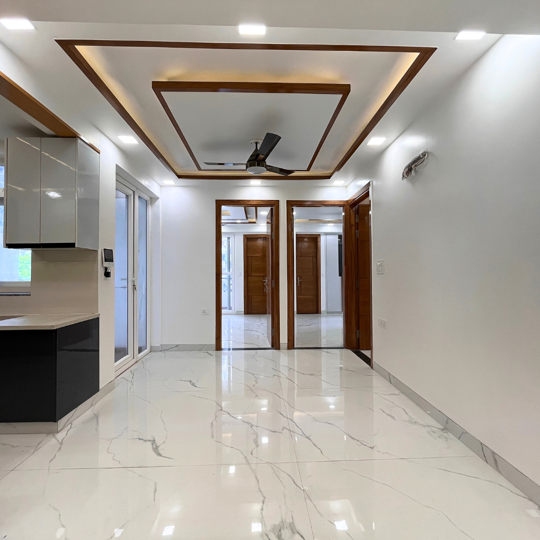 Affordable 5 BHK Flat in Dwarka Mor with Parking Space | Dwarka Mor Flats for Sale