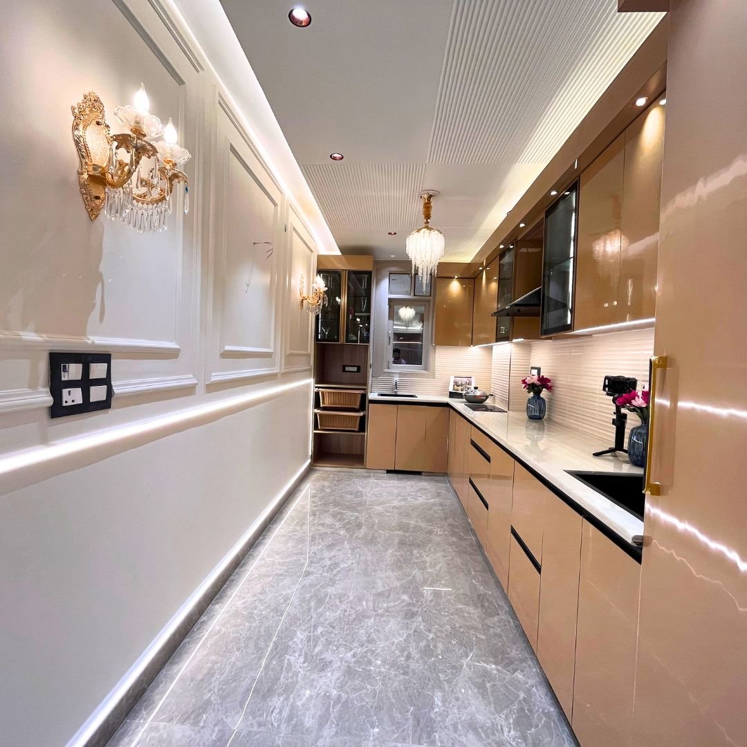 Modern 5 BHK Flat in Uttam Nagar with Excellent Location | Uttam Nagar Flats Price